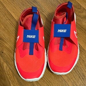 Nike Kids Bright Red Slip-On Sneakers